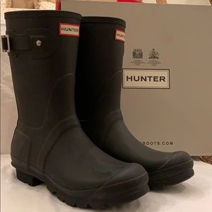Women’s short Hunter rain boots black matte New!